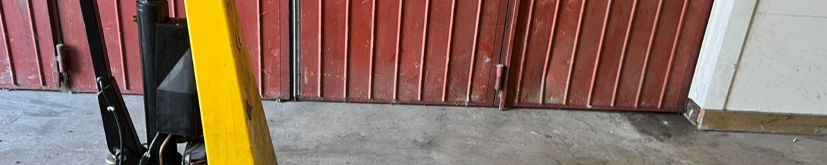 Bild som representerar auktionen - Avyttring palldragare och tippcontainrar