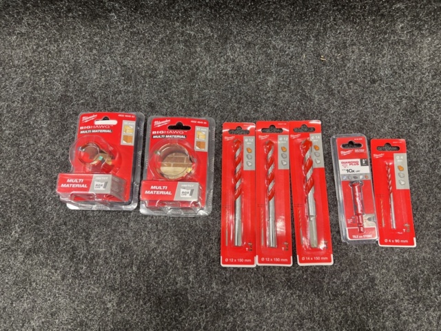 1482132-2 Hole saw & drill, Milwaukee