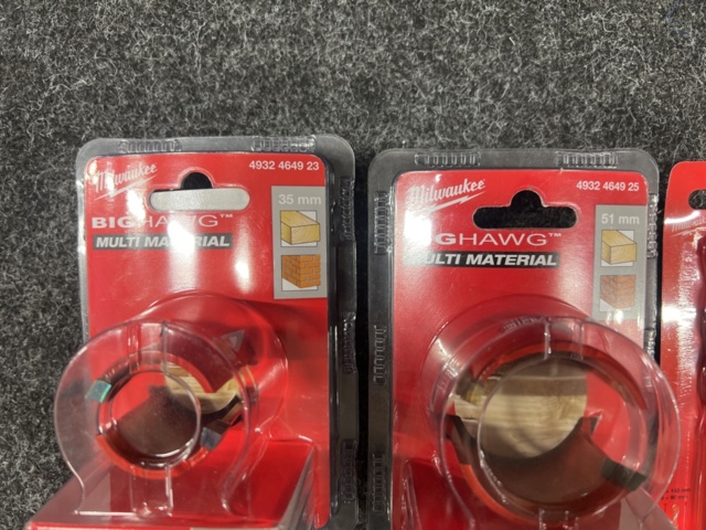 1482132-4 Hole saw & drill, Milwaukee