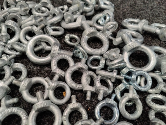 1482080-2 Assortment of lifting eye nuts