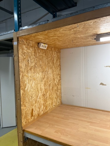 1197532-9 Pallet racking with workstation