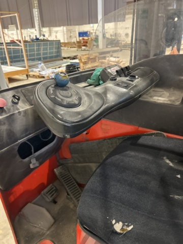 1470221-5 Elektrisk skjutstativtruck