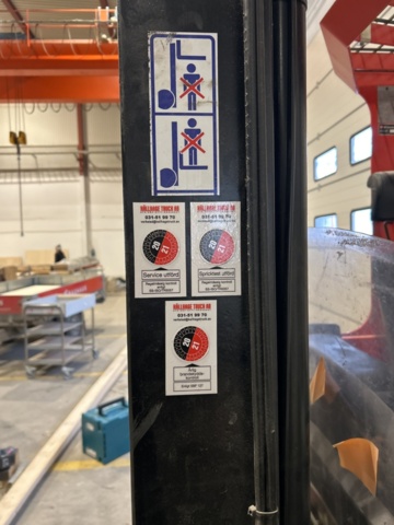 1470221-9 Elektrisk skjutstativtruck