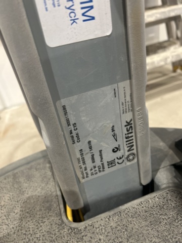 1470222-9 Golvskurmaskin - Nilfisk BR 755