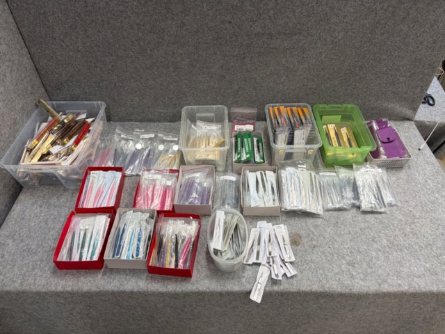 1482748-21 Eyelash extensions approx. 3000 boxes (from 0.6 - 0.16 mm)