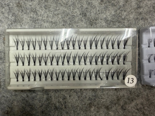 1482748-7 Eyelash extensions approx. 3000 boxes (from 0.6 - 0.16 mm)