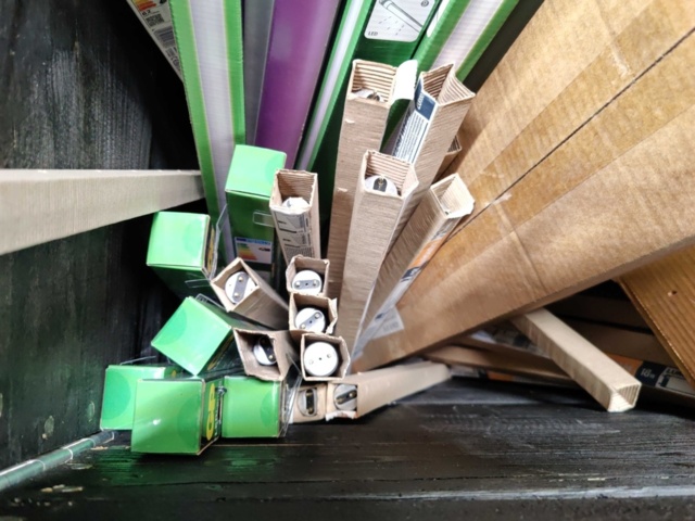 1482091-8 Assortment of fluorescent tubes