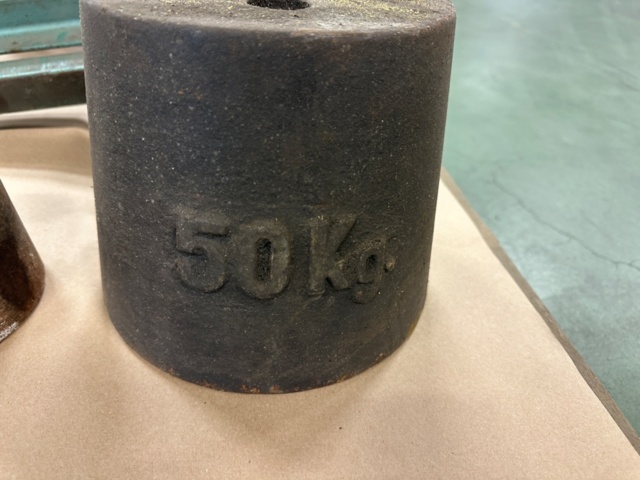 1430355-3 Weights and pulleys