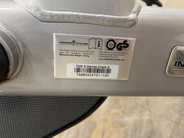 1483046-11 Motionscykel THK S-series, Tomahawk