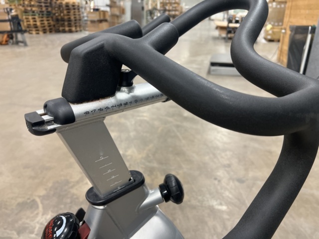 1483046-17 Motionscykel THK S-series, Tomahawk