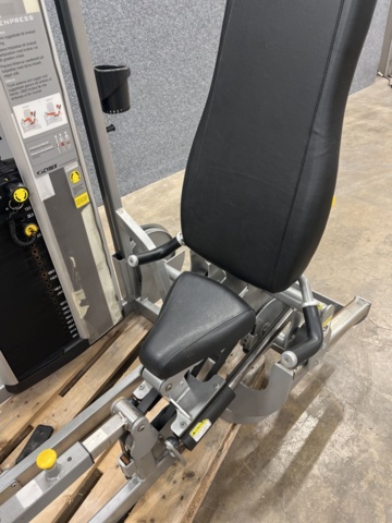 1483049-7 Cybex Eagle Leg Press