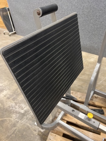 1483049-8 Cybex Eagle Leg Press