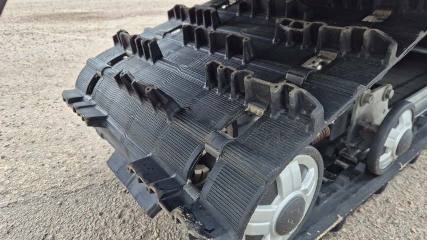 1483116-15 Snowmobile Lynx LTD 600 E-tec 2011