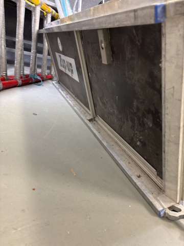 1443823-6 2 ladders, mobile scaffolding Krause