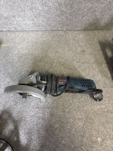 1443827-10 Bosch power tool package, saw, drill, clipper