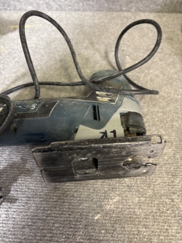 1443827-18 Bosch power tool package, saw, drill, clipper