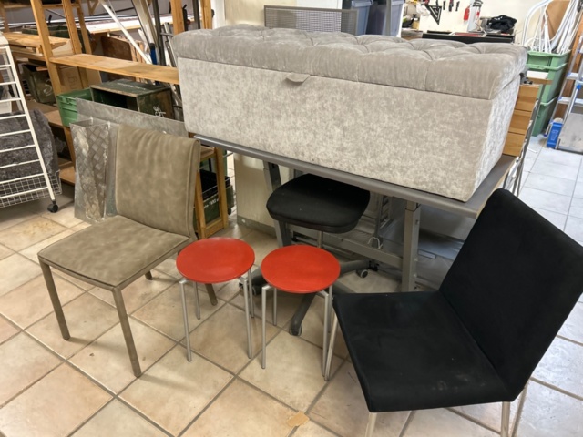 1411041-2 Samling med inredning, förvaring och gardintillbehör