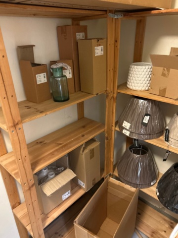 1411041-16 Samling med inredning, förvaring och gardintillbehör