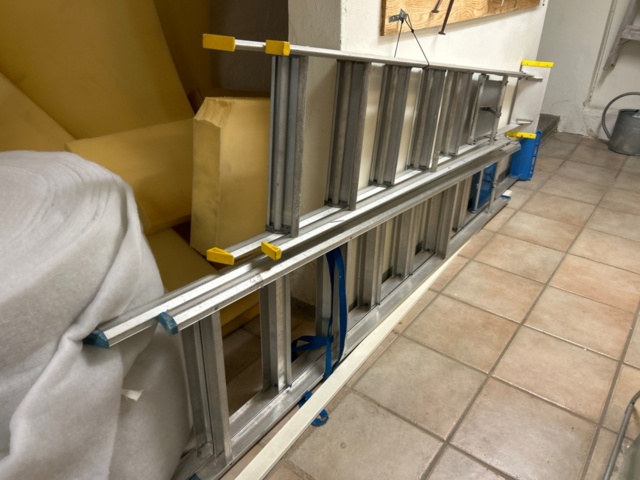 1411043-1 Ladders 3 pcs in different models - Wibe