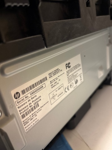 1411002-5 Office furniture and equipment including desks, chairs, shelves and electronics