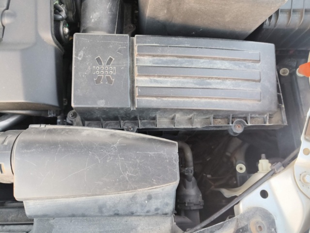 1401319-53 Škoda Octavia Combi 1.6 TDI Manual, 105hp, 2010