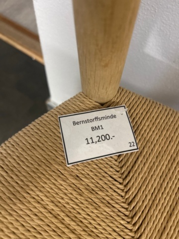 1411032-4 2 designer chairs