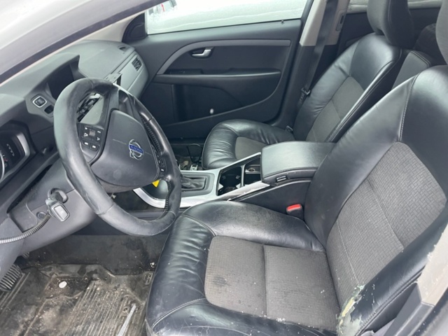 1464651-26 Volvo XC70 T6 AWD 304hp 2015