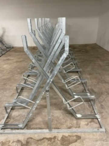 1483305-3 Bicycle stand FalcoVert compact