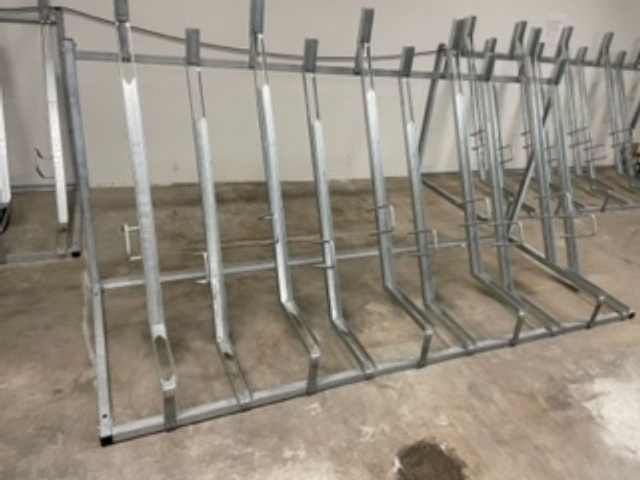 1483305-9 Bicycle stand FalcoVert compact