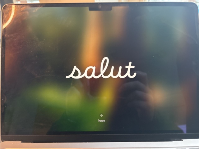 1425947-18 Apple MacBook Air M2 -22