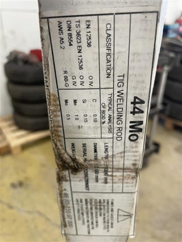 1471217-18 Mig welder with metal storage and accessories – Randback – TwinMIG 190