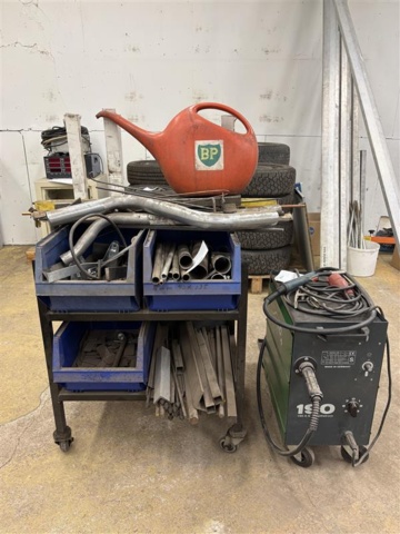 1471217-10 Mig welder with metal storage and accessories – Randback – TwinMIG 190