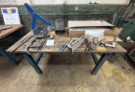 1471219 Workbenches with various tools