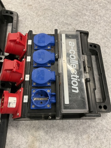 1472985-8 Construction centers 3 pcs.