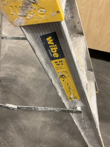 1472986-4 Trappstege - WIBE