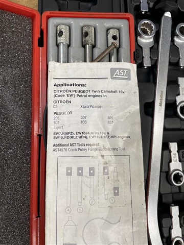 1471223-7 Tool section – hand tools, special tools and service kits