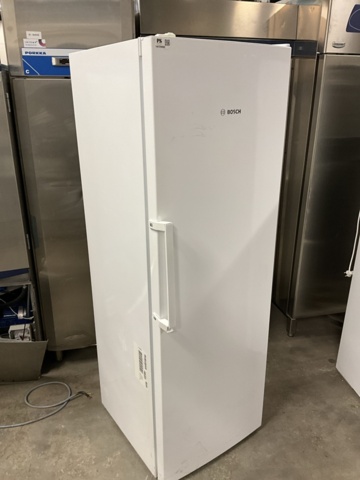 1472992-4 Refrigerator - Bosch