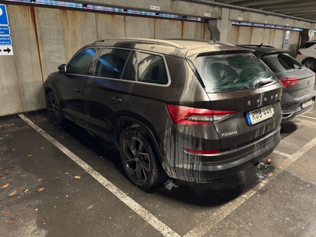 1483380-6 Škoda Kodiaq 7-Seater 2.0 TDI SCR 4x4 DSG Sekventiell - 2020 (reparationsobjekt)