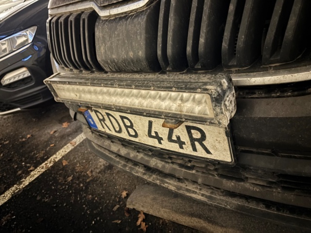 1483380-10 Škoda Kodiaq 7-Seater 2.0 TDI SCR 4x4 DSG Sekventiell - 2020 (reparationsobjekt)