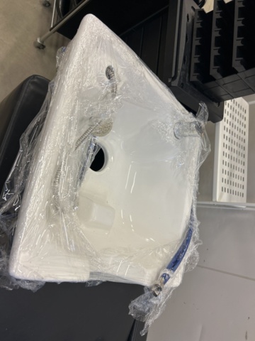 1435670-13 Hairdressing salon furnishings (cutting stations, shampooing chairs, etc.)