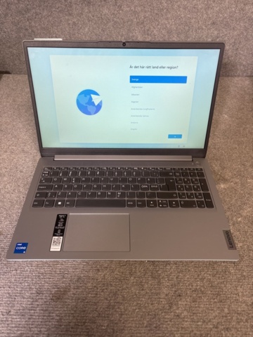 1443834-3 Laptop with accessories - Lenovo IdeaPad 1 15IAU7 -2023