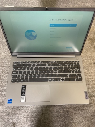 1443836-4 Laptop with accessories - Lenovo IdeaPad 1 15IAU7 -2023