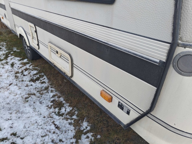 1483498-19 Caravan Hobby 561 Tk Prestige -92