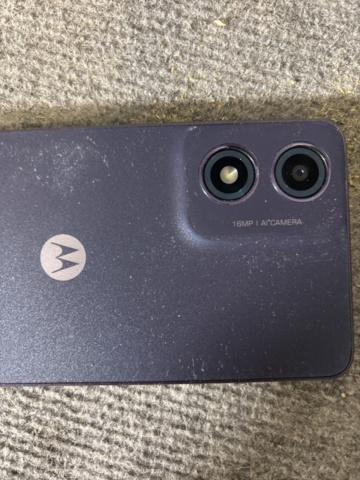 1443842-5 Smartphone with accessories - Motorola