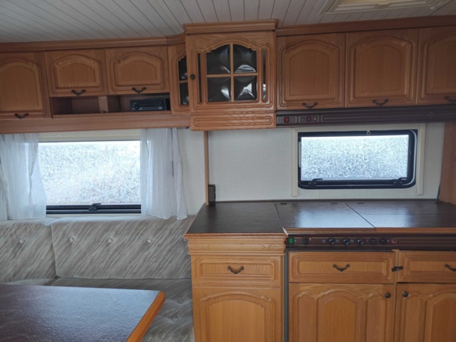 1483498-48 Caravan Hobby 561 Tk Prestige -92