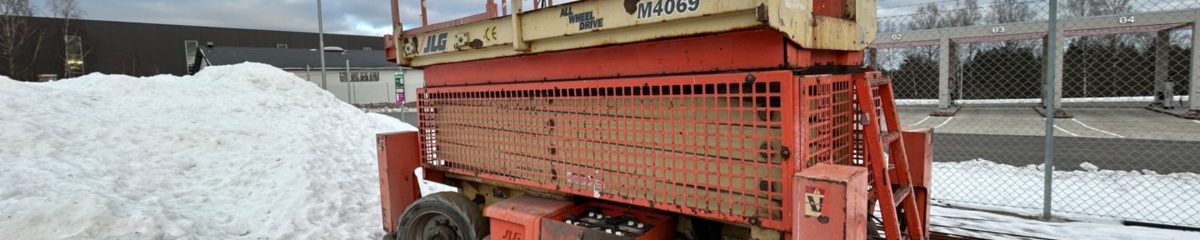 Bild som representerar auktionen - Avyttring saxlift och Industrivikport