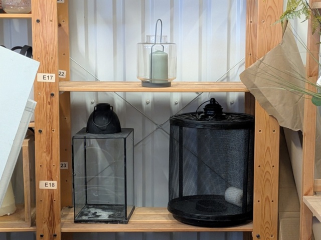 1256100-15 Homestyling lager 1, möbler, krukor, mattor, tavlor, prydnad, lampor m.m