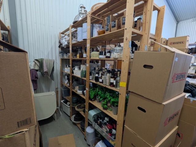 1256100-18 Homestyling lager 1, möbler, krukor, mattor, tavlor, prydnad, lampor m.m