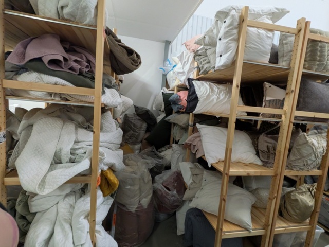 1256101-12 Homestyling lager 2, sängar, sängtextil, kuddar, möbler, matstolar