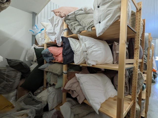 1256101-13 Homestyling lager 2, sängar, sängtextil, kuddar, möbler, matstolar